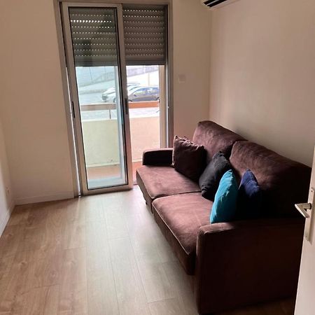 Superbe Appartement Au Bord De Plage Cros De Cagnes エクステリア 写真